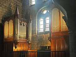 Buffet de l'orgue de l'église Saint Étienne